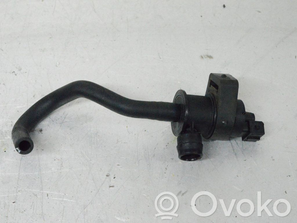 Volvo S80 Supapă vacuum 