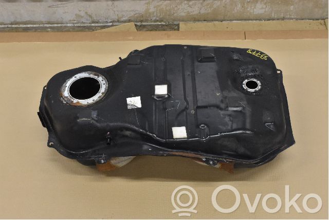 Depósito de combustible   KD6342100F
