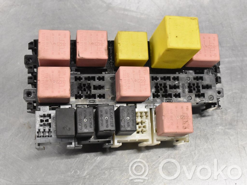 Fuse module   7703297572
