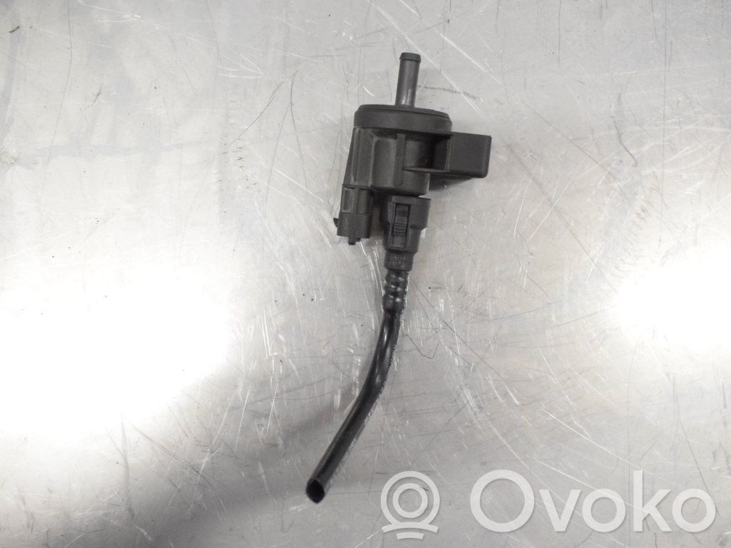 BMW 5 E60 E61 Válvula de vacío 