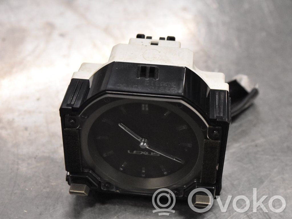 Horloge   8391053130