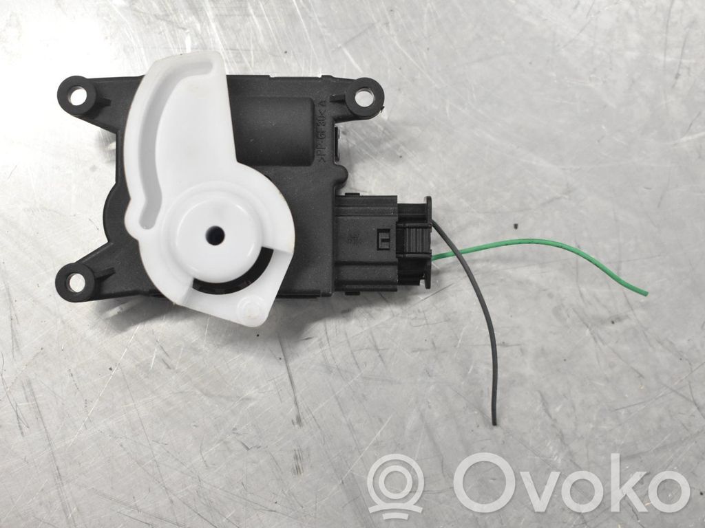 Opel Vivaro Motorino attuatore ricircolo aria dell’A/C 