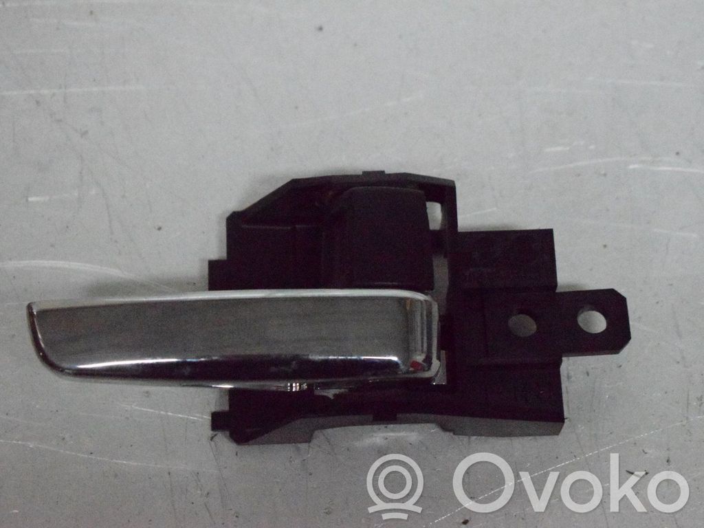 Manecilla interna puerta delantera   100324G