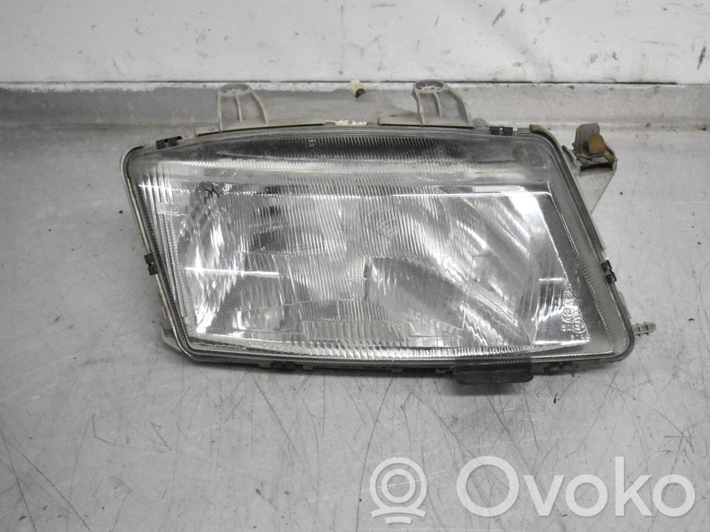 Headlight/headlamp   4240297