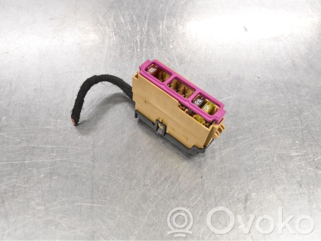 Módulo de fusible   4N0937501A