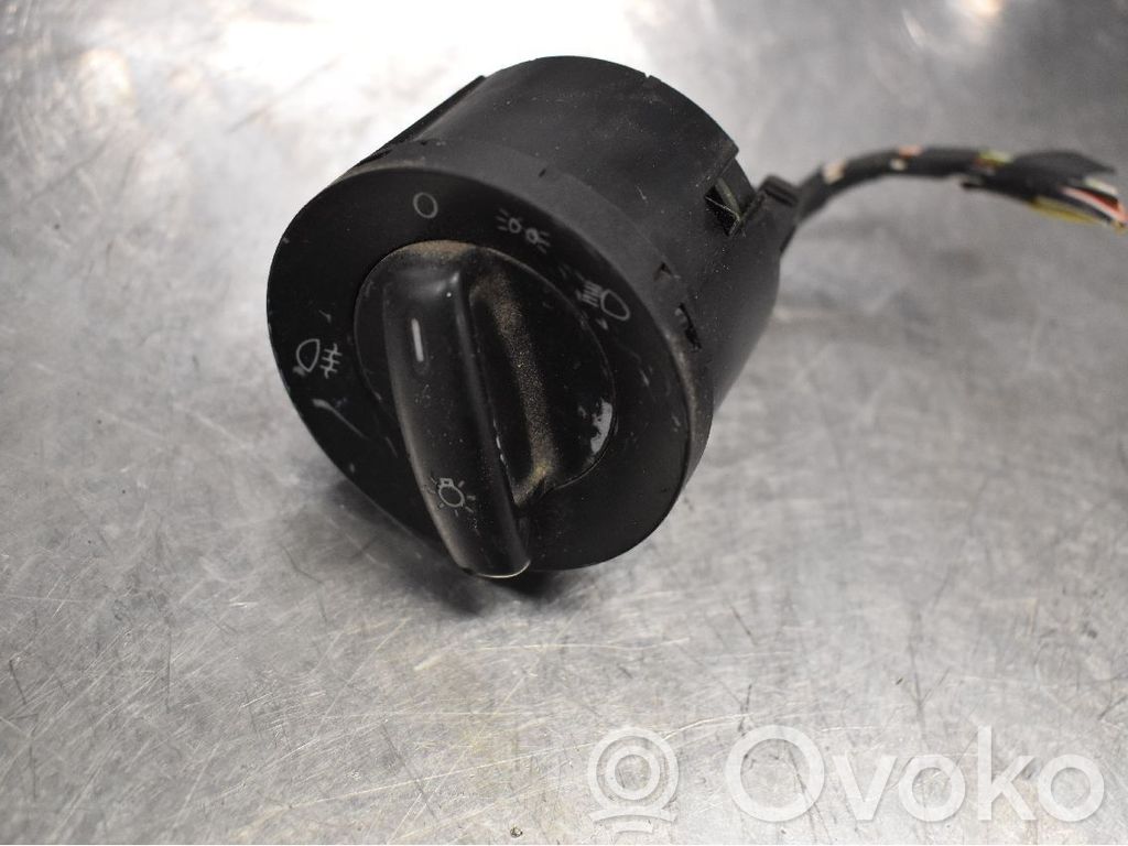 Interruptor de luz   1T0941431,1T0941431B