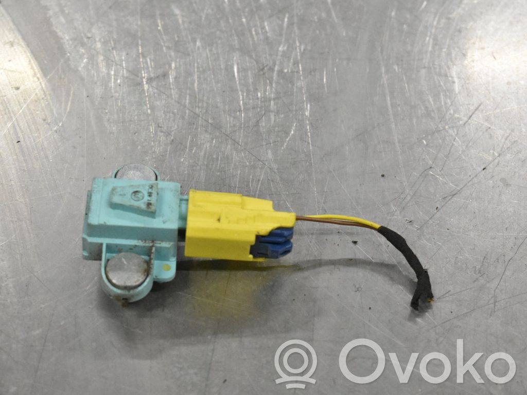 Audi A6 S6 C6 4F Senzor impact/declanșare airbag 