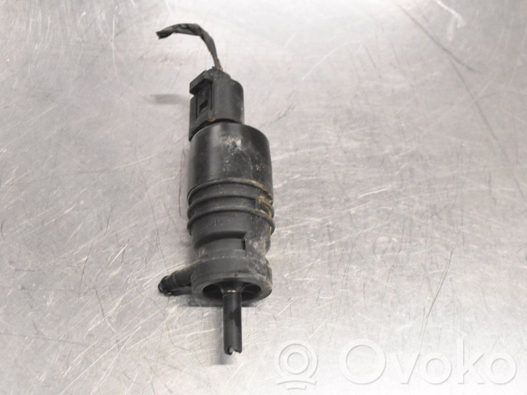 BMW 1 F20 F21 Pompa lavavetri parabrezza/vetro frontale 