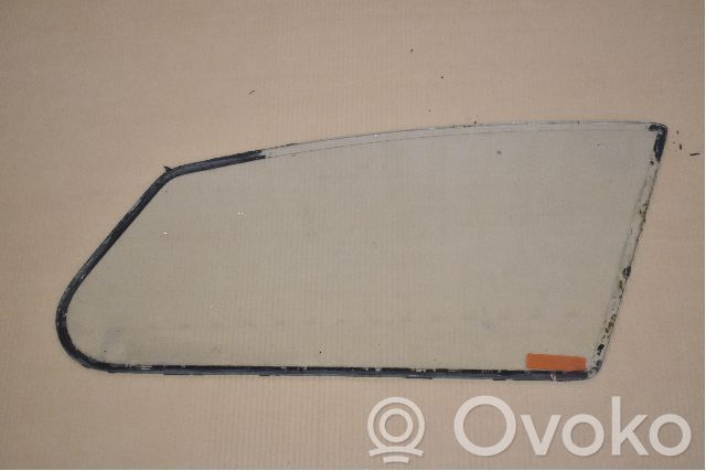 Saab 95 - 96 Vidrio lateral trasero 