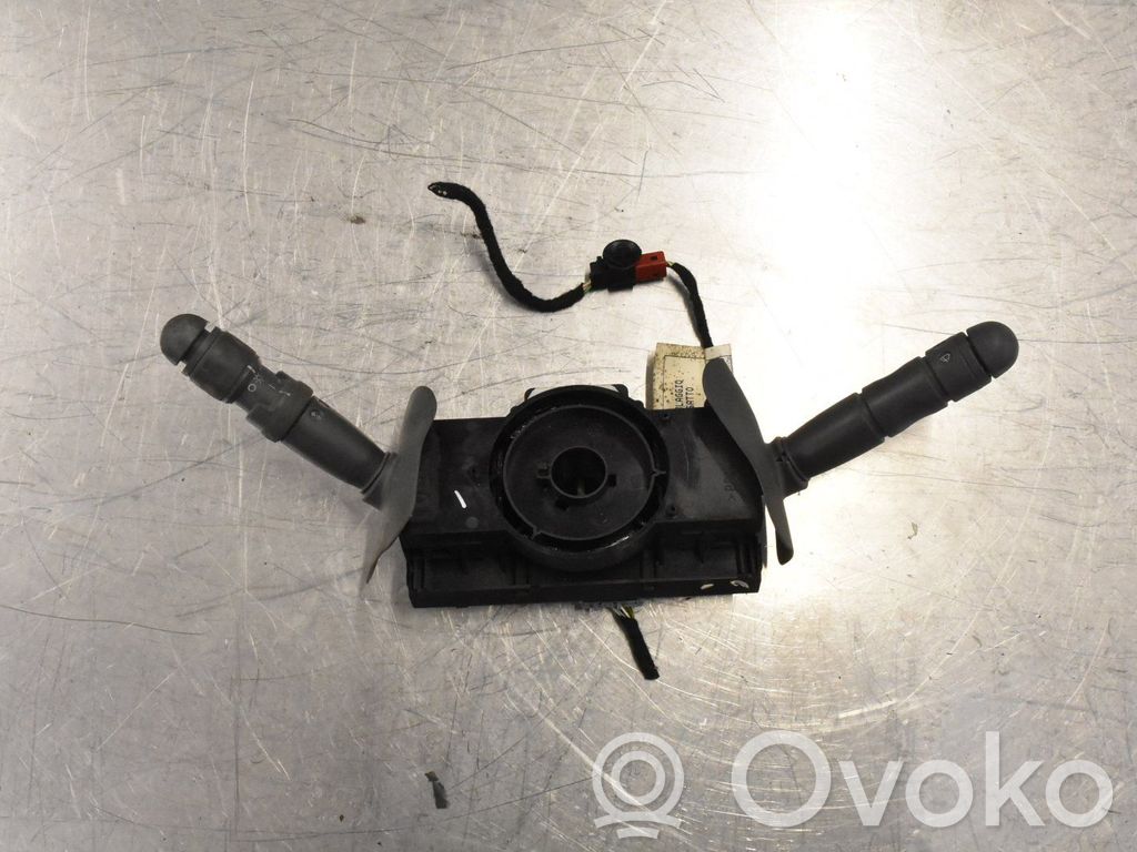 Iveco Daily 4th gen Commodo, commande essuie-glace/phare 