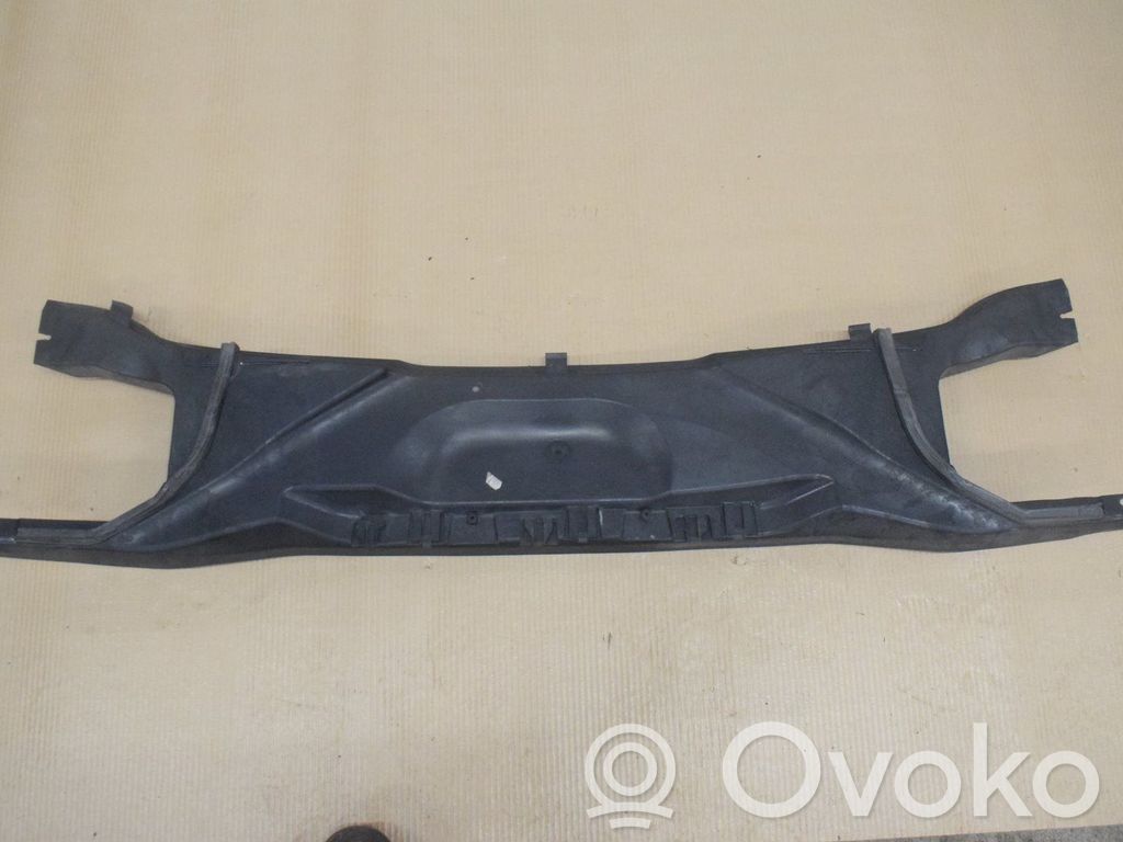 Intercooler air guide/duct channel   698978801