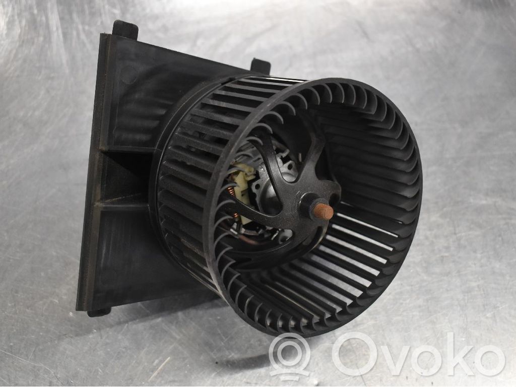 Heizungslüfter   1J1819021A