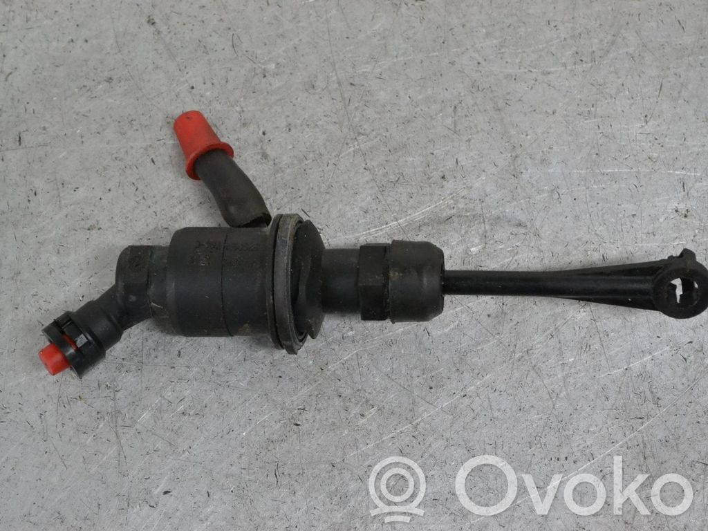 Kytkimen pääsylinteri   8200151784C