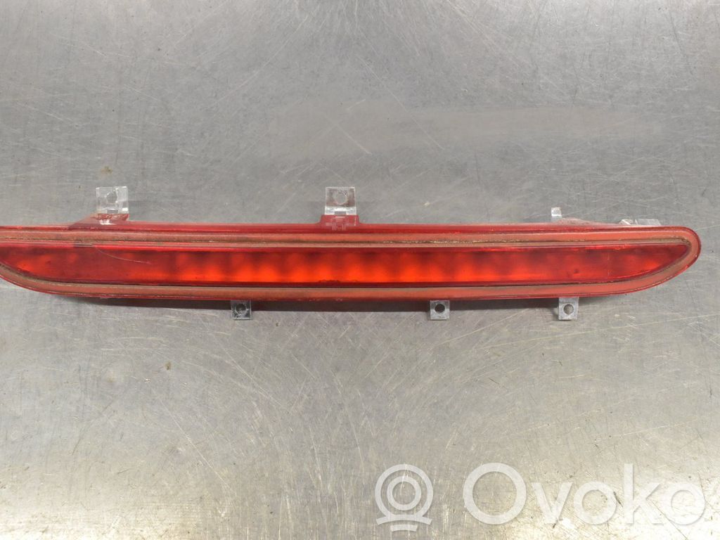 Volkswagen Eos Third/center stoplight 