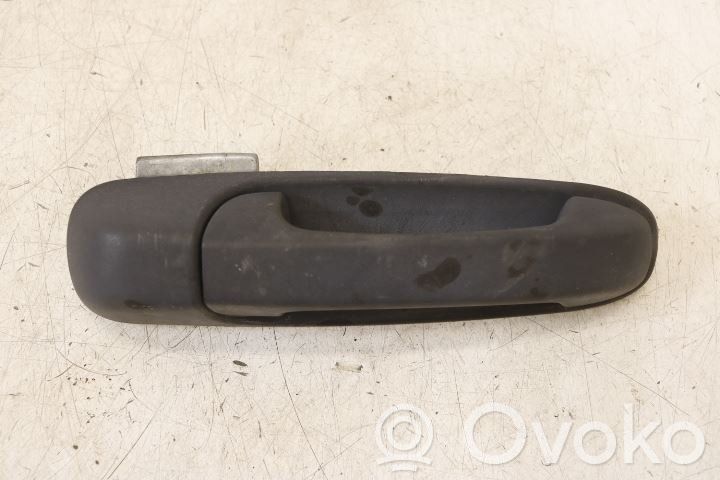 Manecilla externa puerta delantera