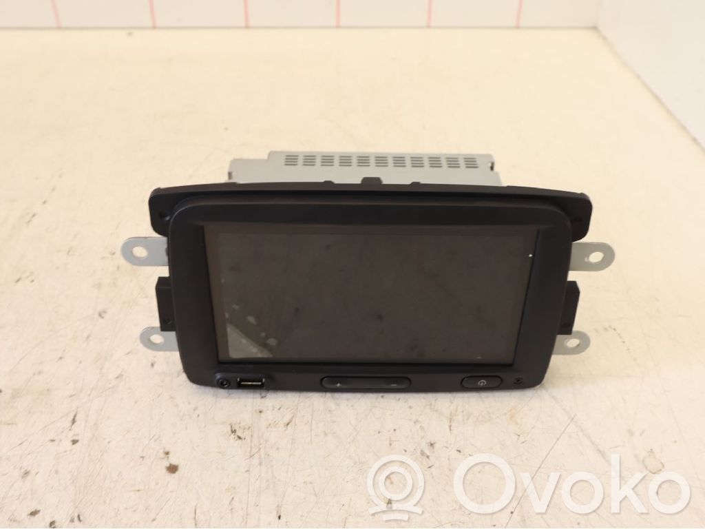 Nissan NV300 Radio / CD-Player / DVD-Player / Navigation 