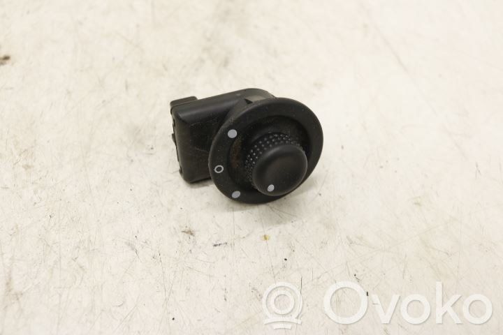 Opel Movano B Comutator oglinzi laterale 