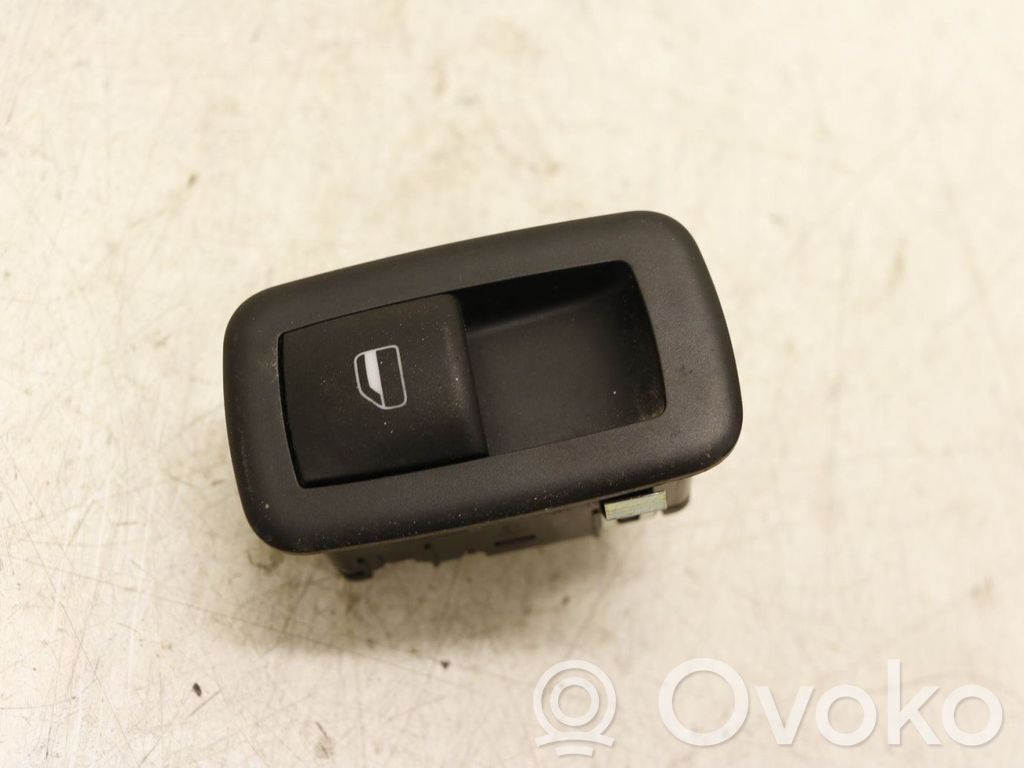Comutator comandă geamuri electrice   68110869AA