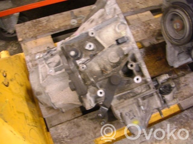 Peugeot 407 Cutie viteze manuală cu 5 trepte 