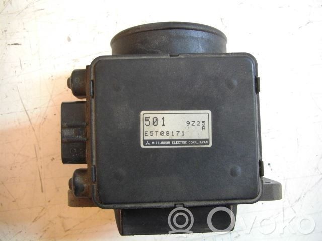 Ilmamassan virtausanturi   E5T08171