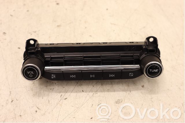Radio / CD-Player / DVD-Player / Navigation   2410566,H1BT18K811HE
