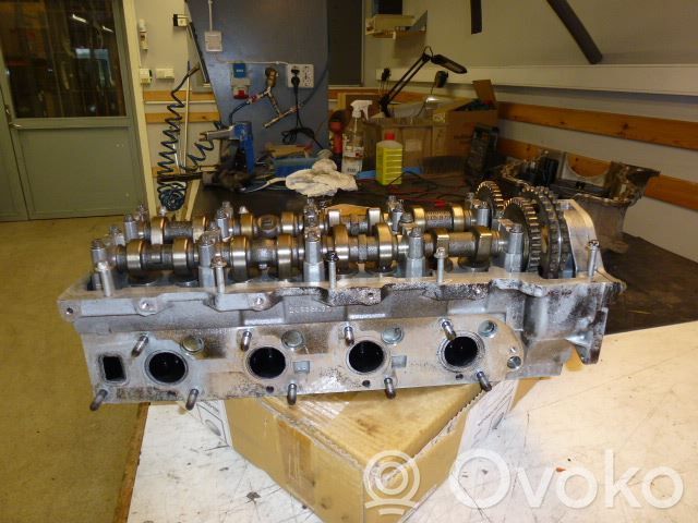 Culata del motor   646985,646985