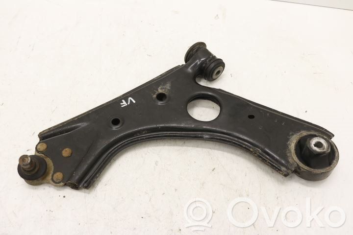 Opel Combo D Front lower control arm/wishbone 