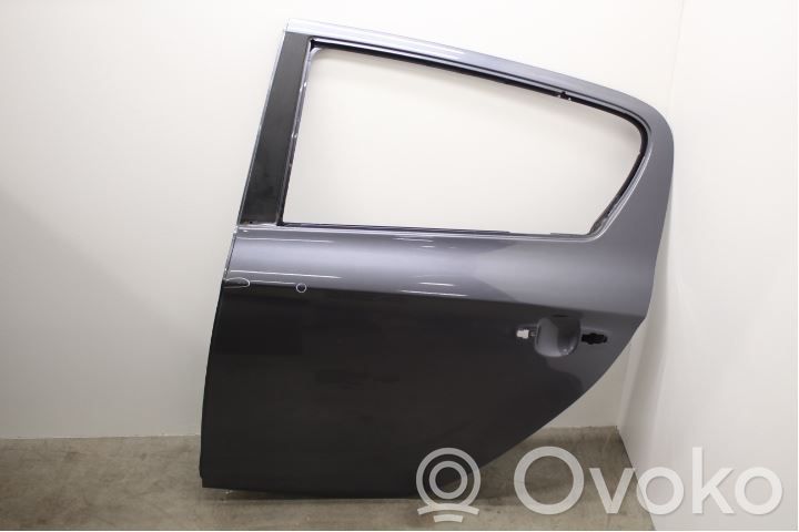 Puerta trasera   770031J000