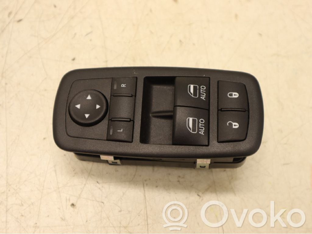 Dodge Challenger Electric window control switch 