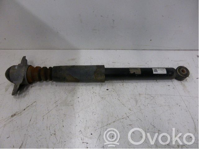 Volkswagen PASSAT B7 Stoßdämpfer hinten 