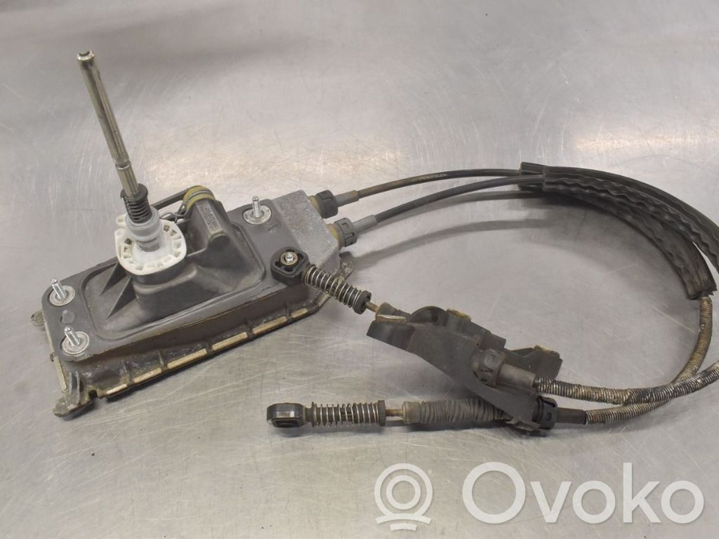 Volkswagen Polo IV 9N3 Cavo di collegamento leva del cambio