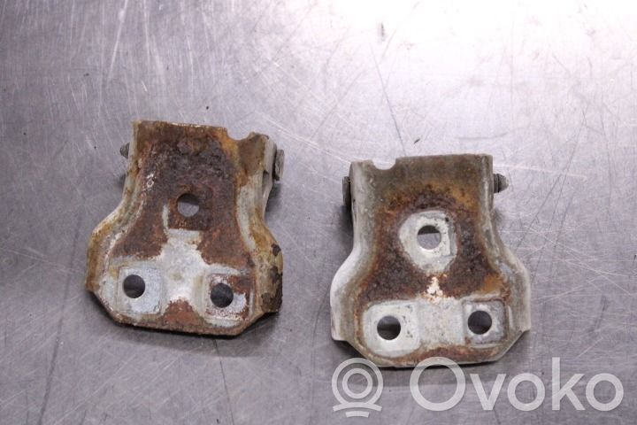 Front door upper hinge   YTROST,6C1AV22800AA