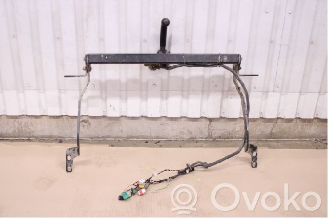 Citroen Berlingo Hak holowniczy / Komplet 