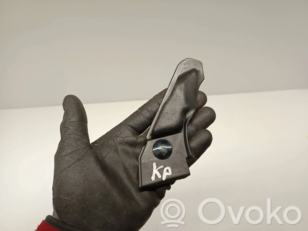 Lexus UX Windshield trim 