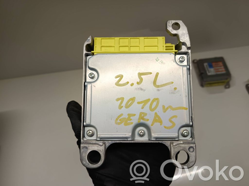 Subaru Outback Airbag control unit/module 