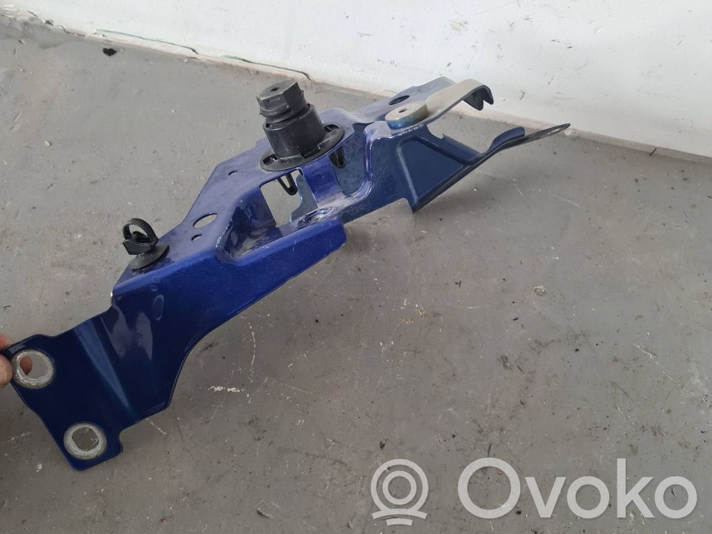 BMW 3 G20 G21 Uchwyt / Mocowanie błotnika przedniego 