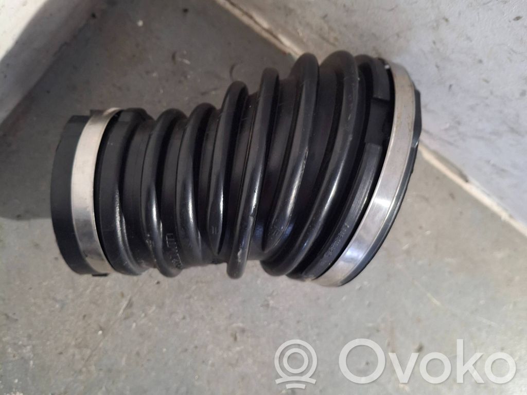 Porsche Macan (95B) Schlauch / Leitung Ladeluftkühler 