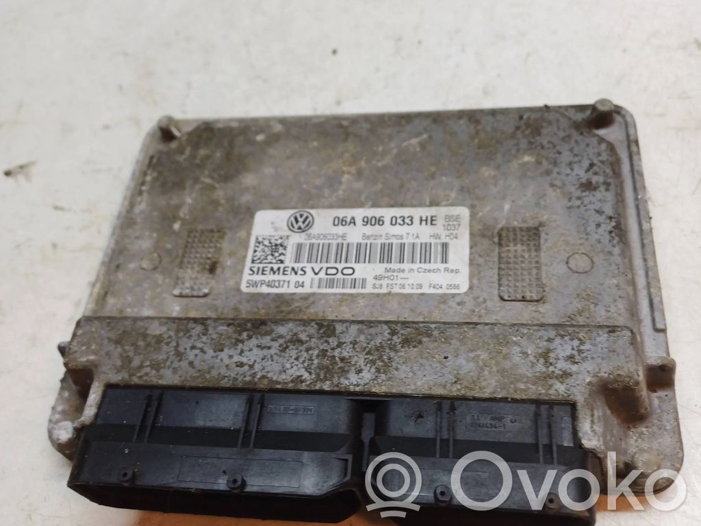 Engine control unit/module   06A906033HE,5WP4037104