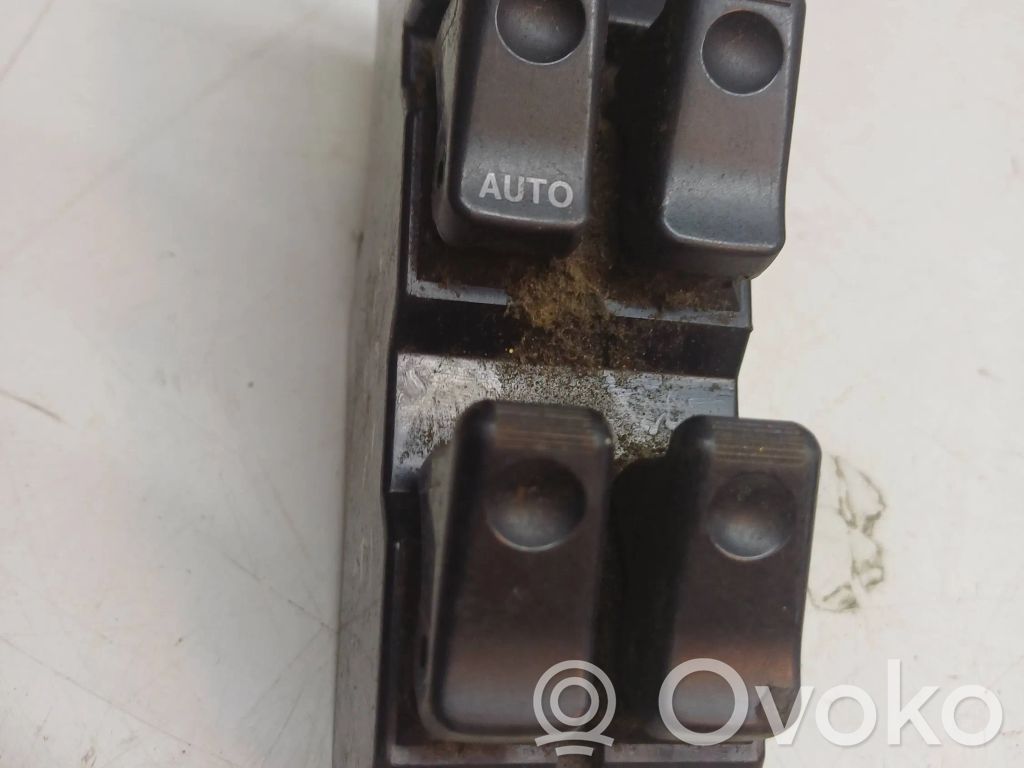 Electric window control switch   C8HD62A,BC1D66350A,2767D7