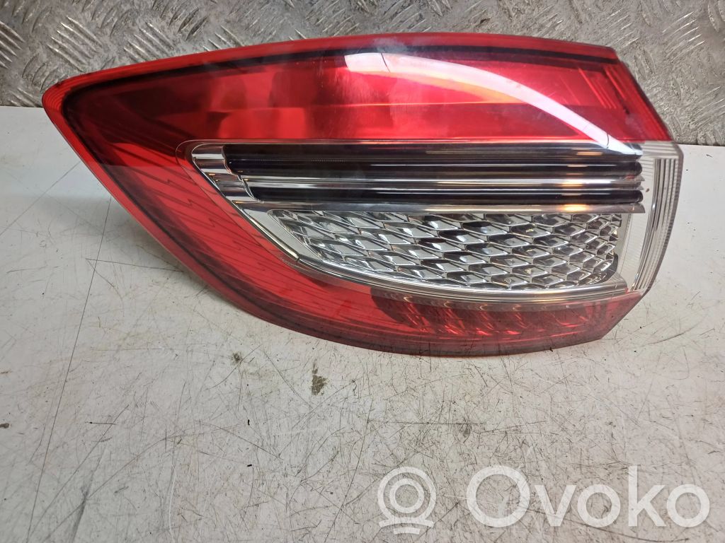 Ford Mondeo MK IV Rear/tail lights 