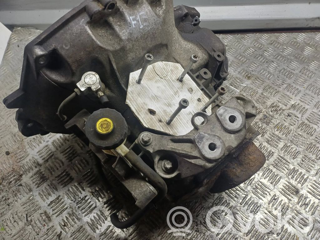 Opel Combo C Mehāniska 5 ātrumu pārnesumkārba 