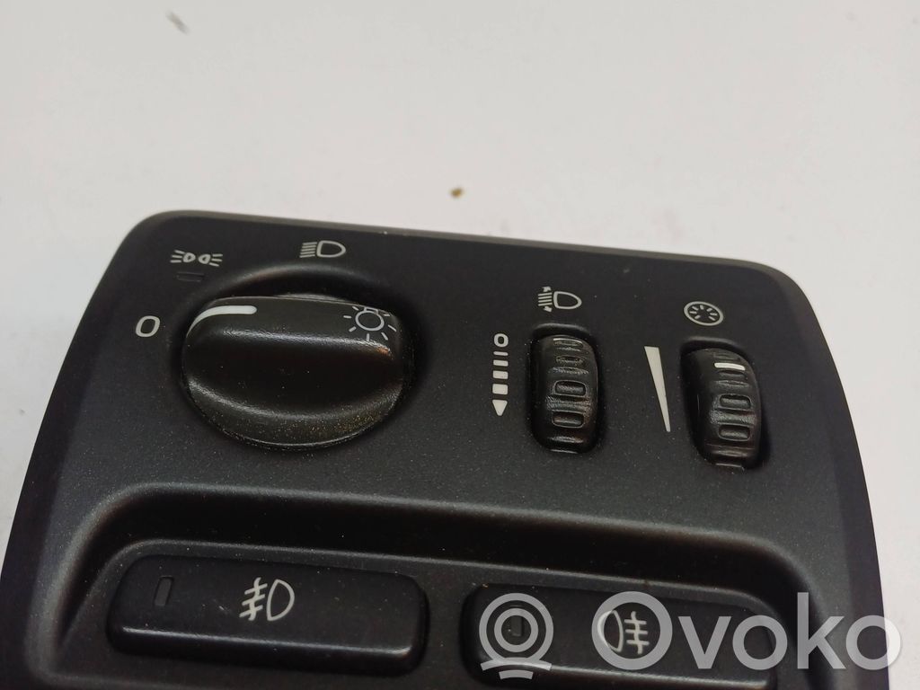 Volvo V70 Light switch 