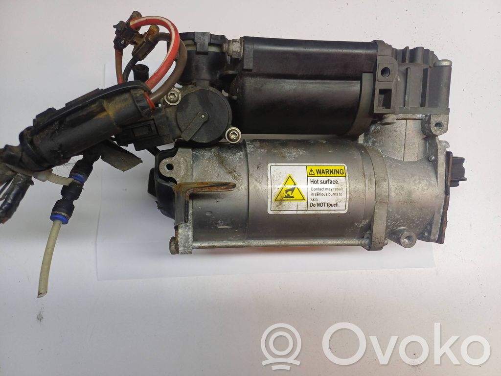 Mercedes-Benz E W211 Air suspension compressor/pump 