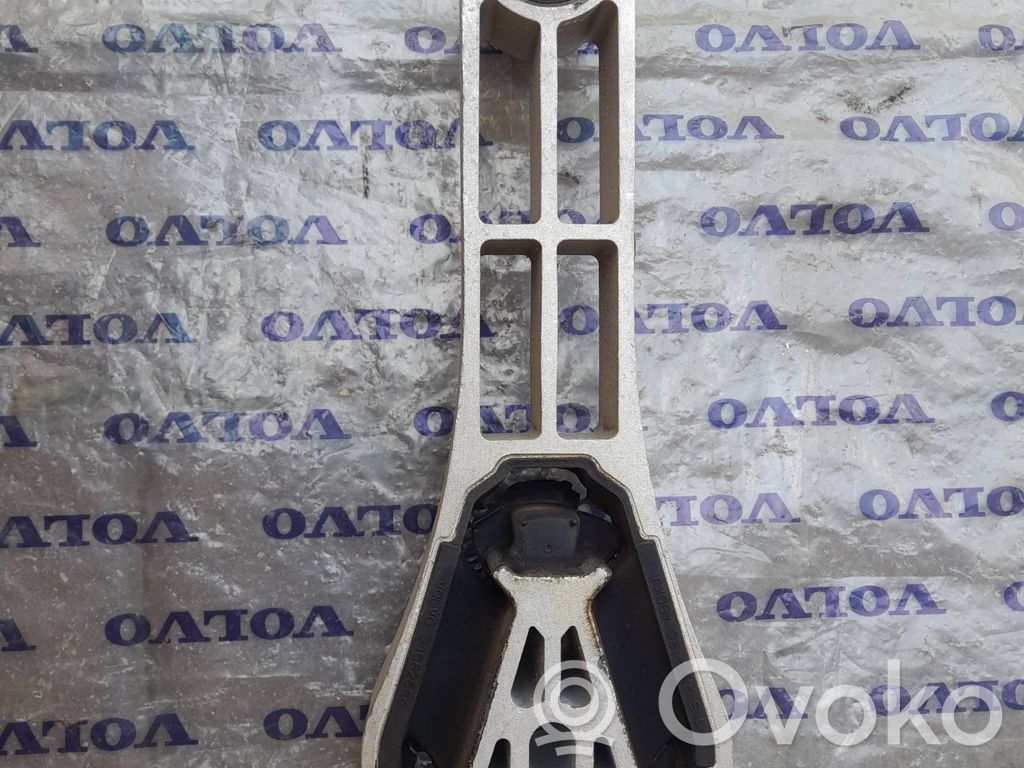Volvo XC60 Engine mount bracket 