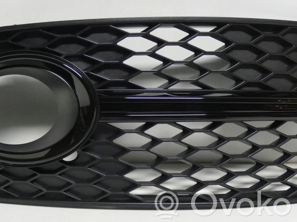 Audi Q5 SQ5 8R Mascherina inferiore del paraurti anteriore 