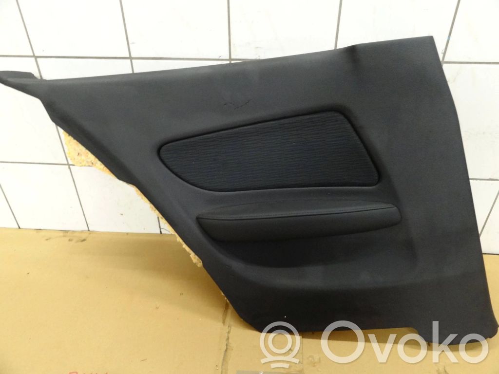 BMW 1 E81 E87 Liukuoven verhoilu 