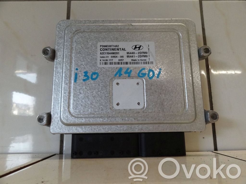 Hyundai i30 Engine control unit/module ECU 