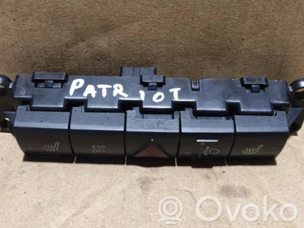 Jeep Patriot Alarm switch 