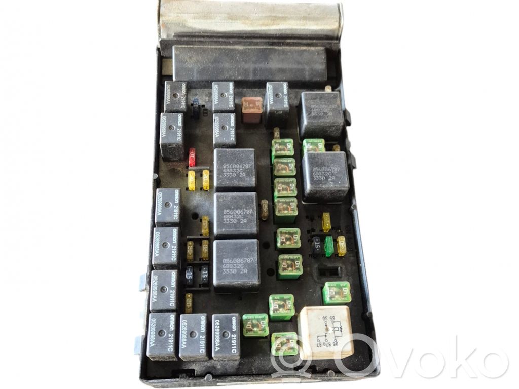 Chrysler Grand Voyager IV Fuse box set 