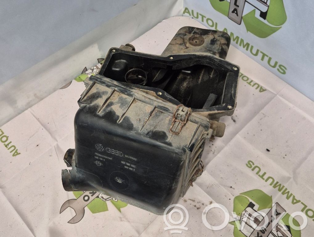 Audi 100 200 5000 C3 Obudowa filtra powietrza 